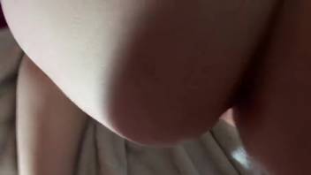 Guy screws shitting chick